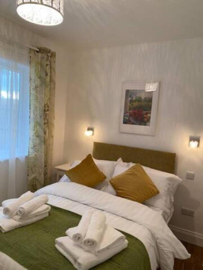 Location, Location! Gorgeous 1 Bed Apt- Cill Airne Kültér fotó